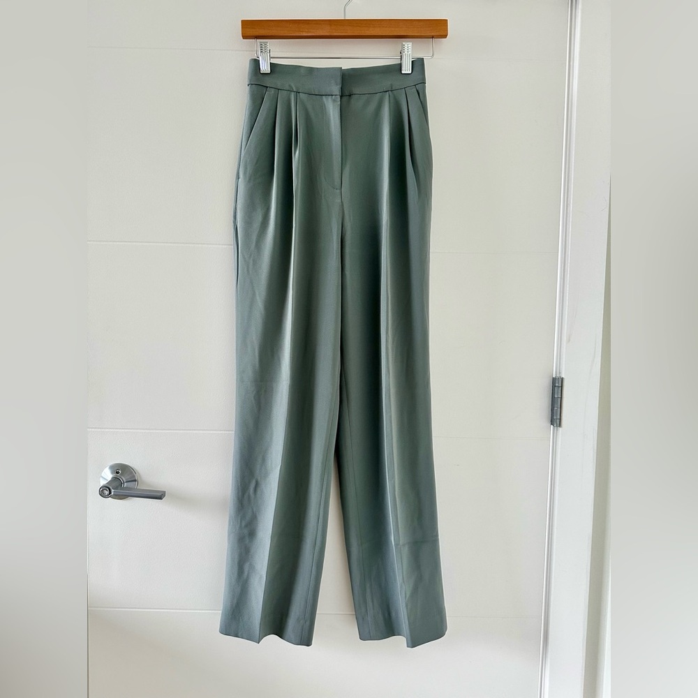 H&M Sage Green High Waist Dress Pants Trousers US 0 XS